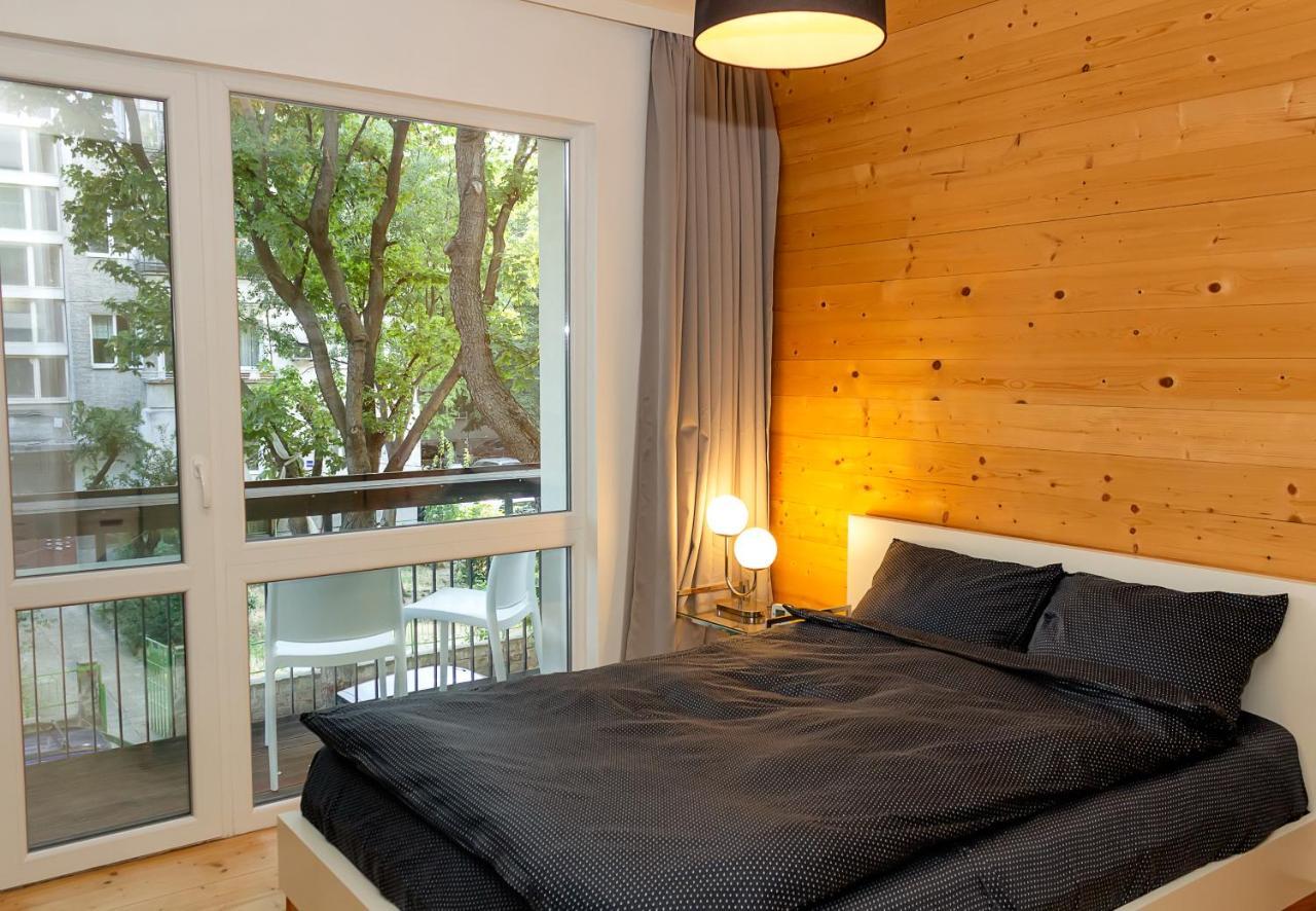 Bright & Spacious 1Bd Apartment With A Charming Balcony By Flat Mаnager Várna Kültér fotó